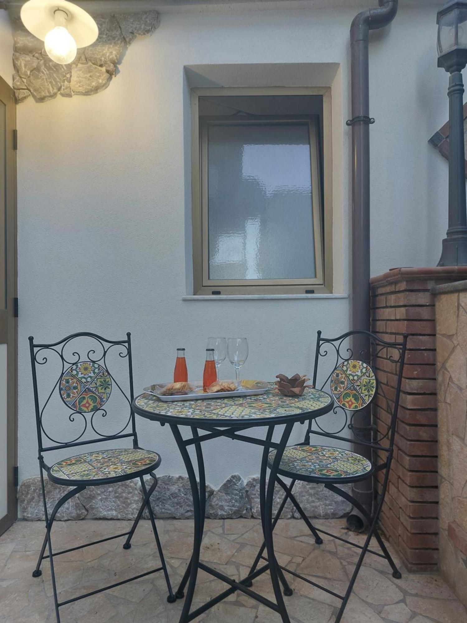 Appartamento Il Girasole Taormina Luaran gambar